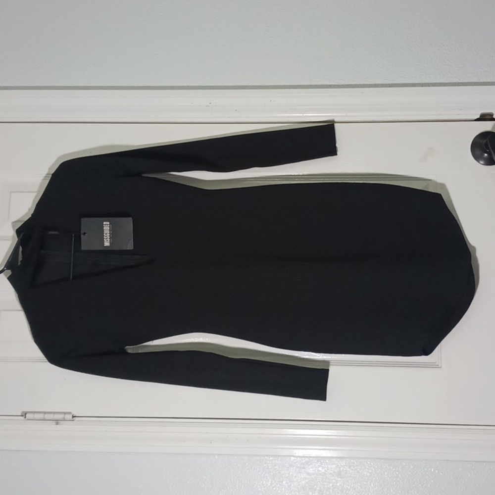 NWT Missguided Dress Long-Sleeve With Choker Neck Style